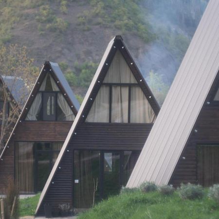 Landhaus بورجومي المظهر الخارجي الصورة