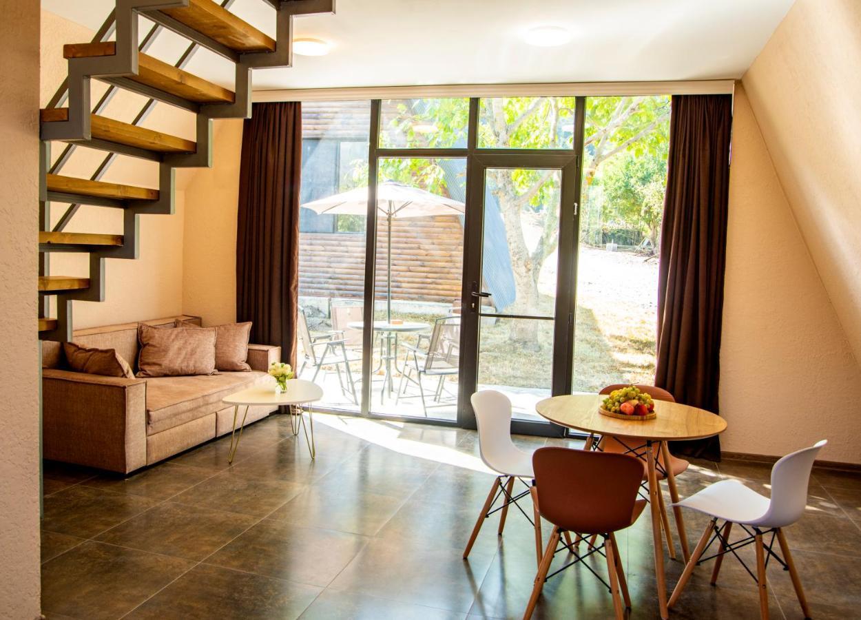 Landhaus بورجومي المظهر الخارجي الصورة